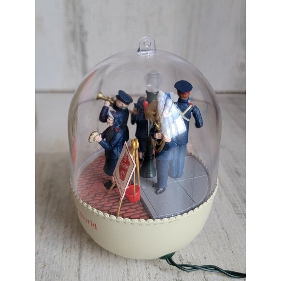 Hallmark vintage Salvation Army band magic ornament Xmas - Picture 5 of 7